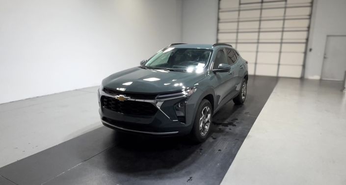 Thumbnail: 2025 Chevrolet Trax - 1