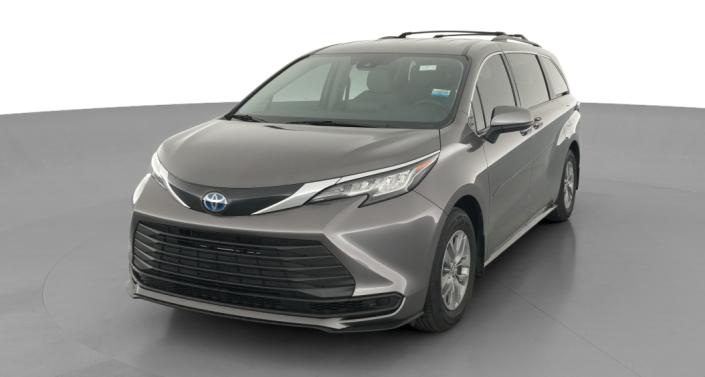 Thumbnail: 2023 Toyota Sienna - 1