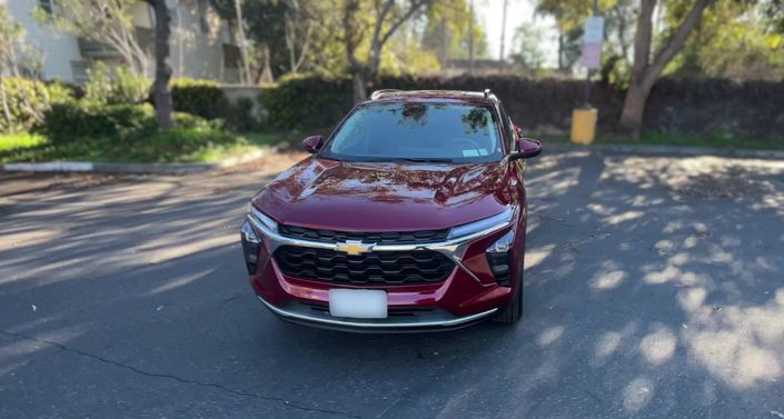 Thumbnail: 2025 Chevrolet Trax - 1