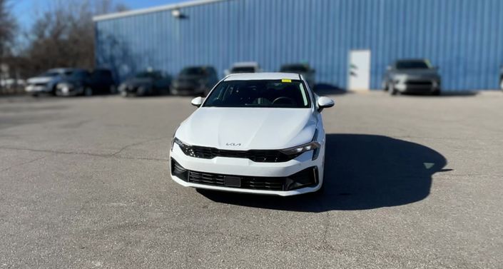 Thumbnail: 2025 Kia K5 - 1