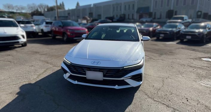 Thumbnail: 2025 Hyundai Elantra - 1