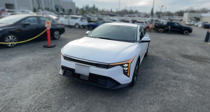 Thumbnail: 2025 Kia K4 - 1