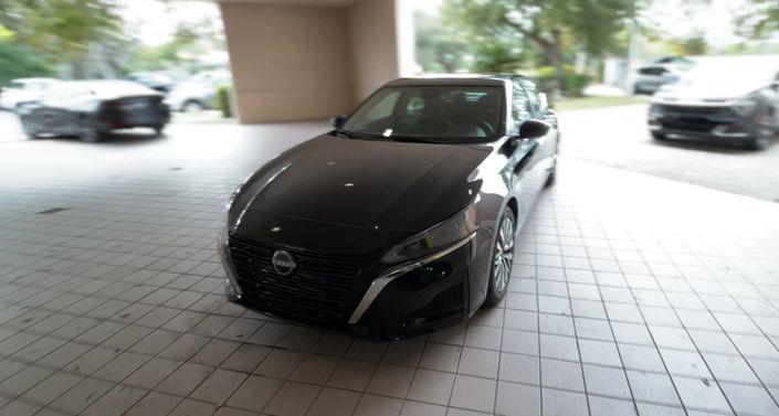 Thumbnail: 2025 Nissan Altima - 1