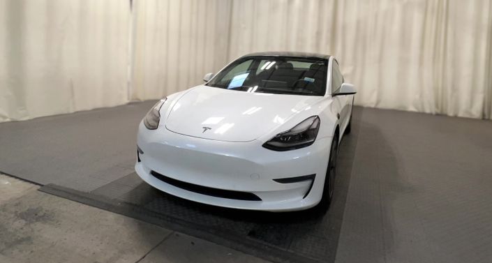 Thumbnail: 2022 Tesla Model 3 - 1