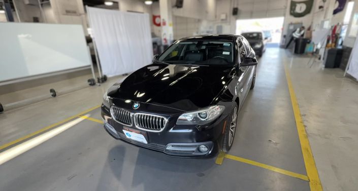 Thumbnail: 2016 BMW 5 Series - 1
