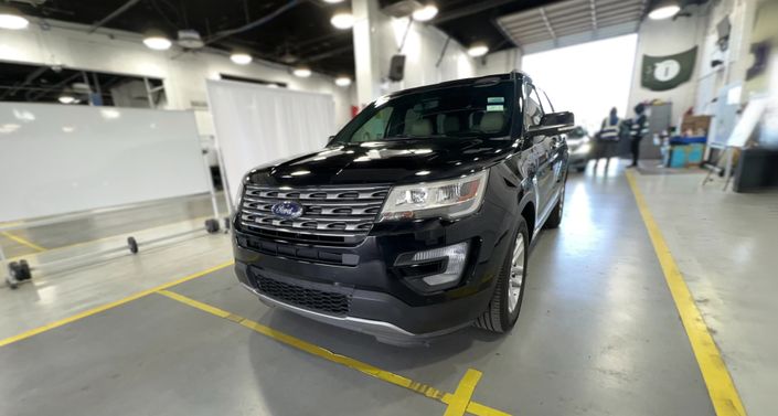 Thumbnail: 2016 Ford Explorer - 1