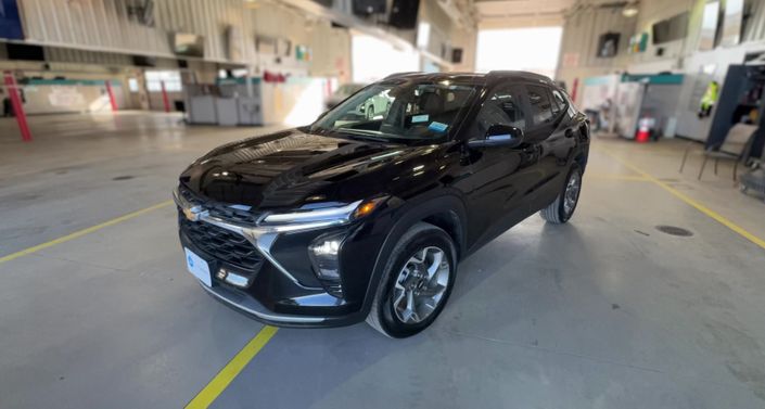 Thumbnail: 2025 Chevrolet Trax - 1