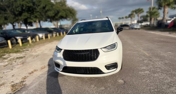 Thumbnail: 2025 Chrysler Pacifica - 1