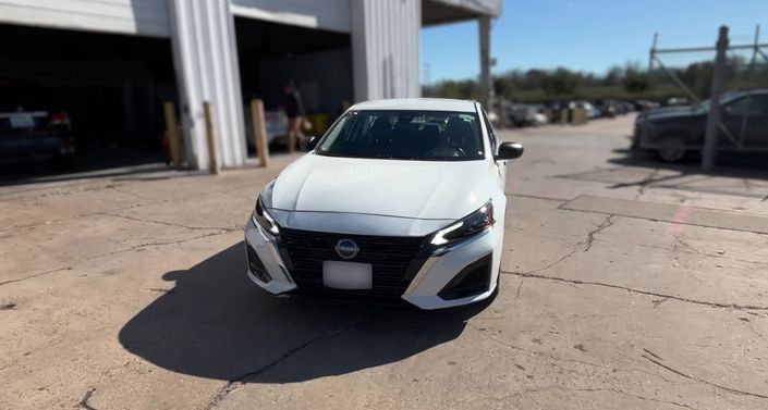 Thumbnail: 2025 Nissan Altima - 1