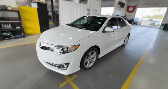 2013 Toyota Camry SE -
                  Tempe, AZ