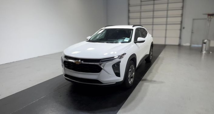 Thumbnail: 2025 Chevrolet Trax - 1