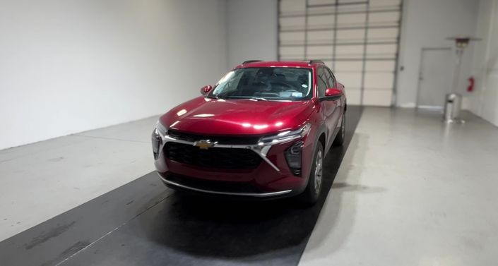 Thumbnail: 2025 Chevrolet Trax - 1