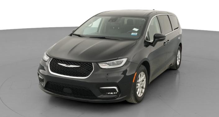 Thumbnail: 2023 Chrysler Pacifica - 1