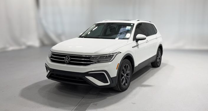 Thumbnail: 2022 Volkswagen Tiguan - 1