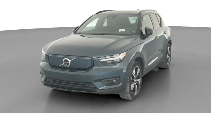 Thumbnail: 2022 Volvo XC40 - 1