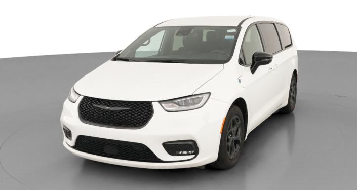 Thumbnail: 2024 Chrysler Pacifica - 1