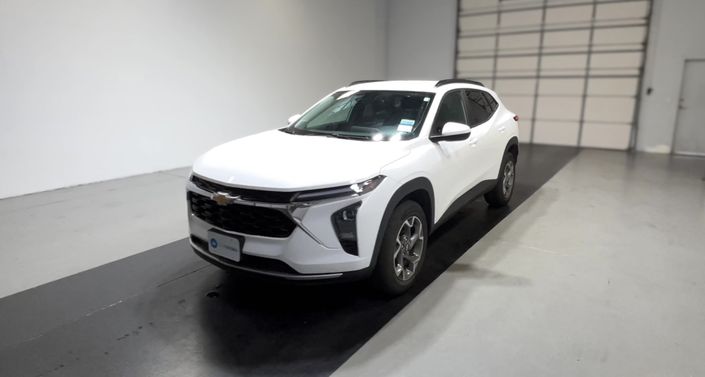 Thumbnail: 2025 Chevrolet Trax - 1