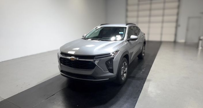 Thumbnail: 2025 Chevrolet Trax - 1