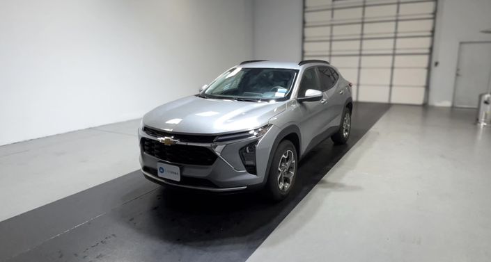 Thumbnail: 2025 Chevrolet Trax - 1