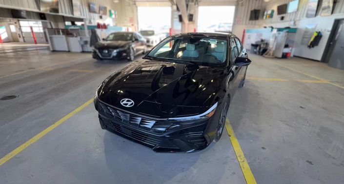 Thumbnail: 2025 Hyundai Elantra - 1