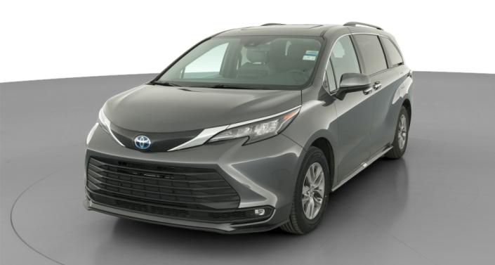 Thumbnail: 2025 Toyota Sienna - 1