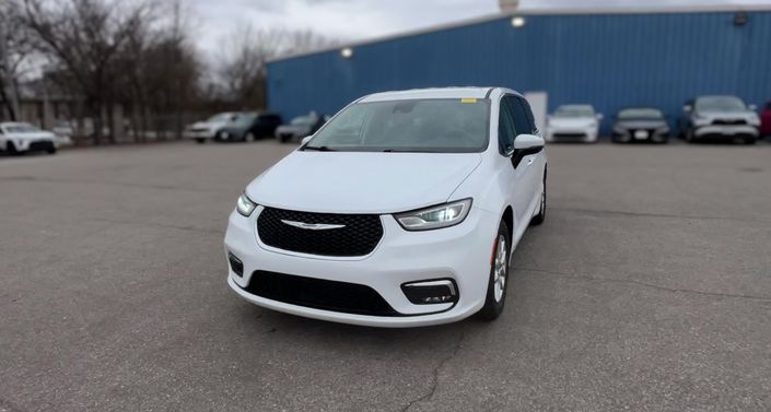 Thumbnail: 2023 Chrysler Pacifica - 1
