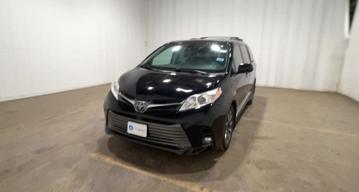 Thumbnail: 2019 Toyota Sienna - 1