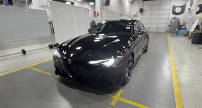 2018 Alfa Romeo Giulia Sport -
                  Tempe, AZ