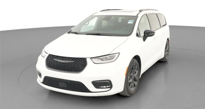 Thumbnail: 2025 Chrysler Pacifica - 1