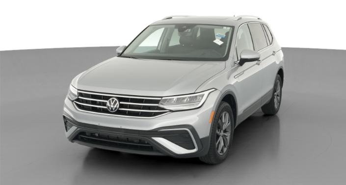 Thumbnail: 2022 Volkswagen Tiguan - 1