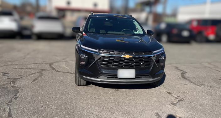 Thumbnail: 2025 Chevrolet Trax - 1