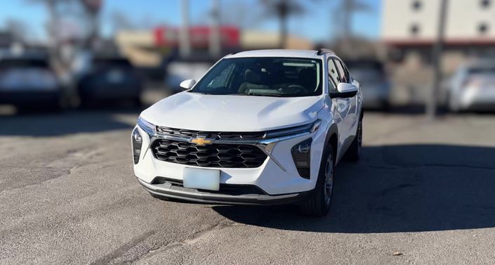 Thumbnail: 2025 Chevrolet Trax - 1