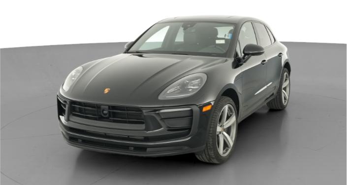Thumbnail: 2022 Porsche Macan - 1