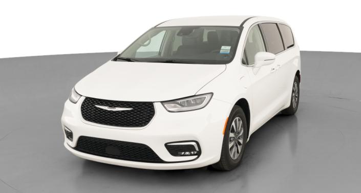 Thumbnail: 2022 Chrysler Pacifica - 1