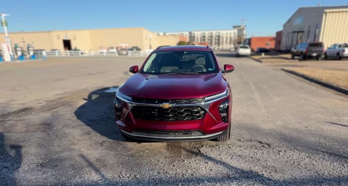 Thumbnail: 2025 Chevrolet Trax - 1