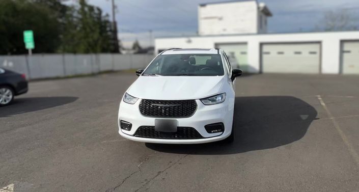 Thumbnail: 2025 Chrysler Pacifica - 1