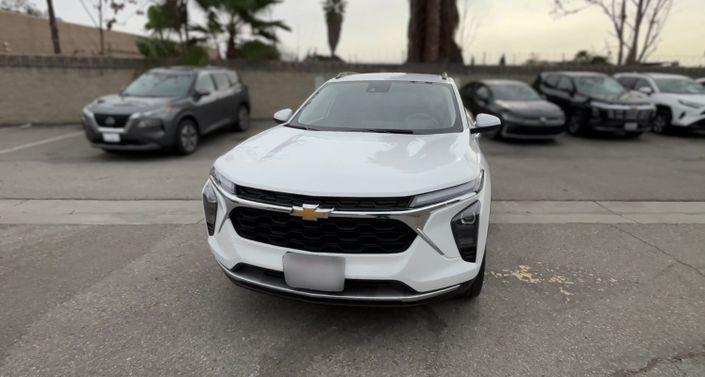 Thumbnail: 2025 Chevrolet Trax - 1