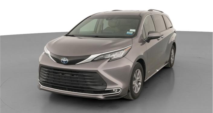 Thumbnail: 2021 Toyota Sienna - 1