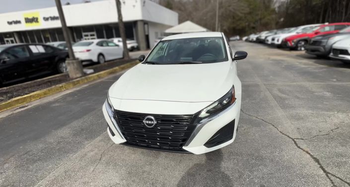 Thumbnail: 2025 Nissan Altima - 1