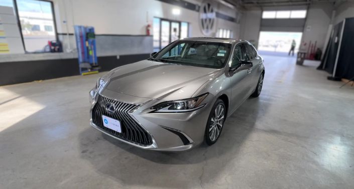 Thumbnail: 2021 Lexus ES - 1