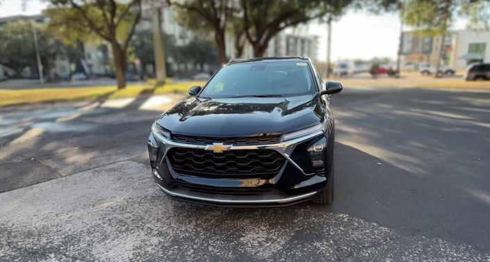 Thumbnail: 2025 Chevrolet Trax - 1