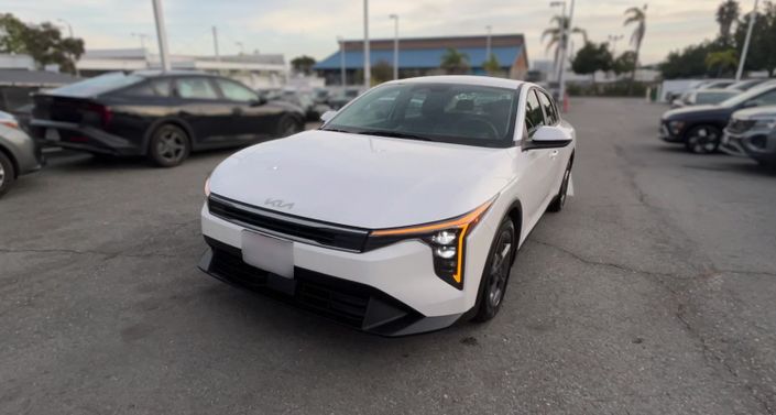 Thumbnail: 2025 Kia K4 - 1