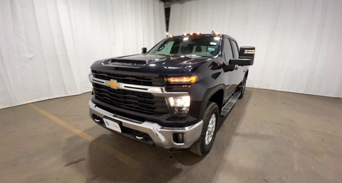 Thumbnail: 2024 Chevrolet Silverado 3500 - 1