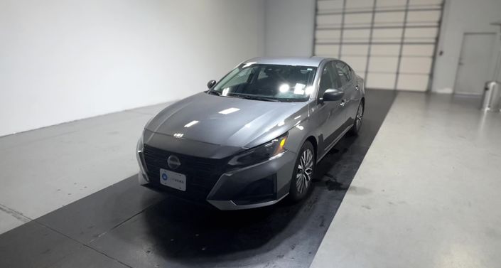 Thumbnail: 2024 Nissan Altima - 1