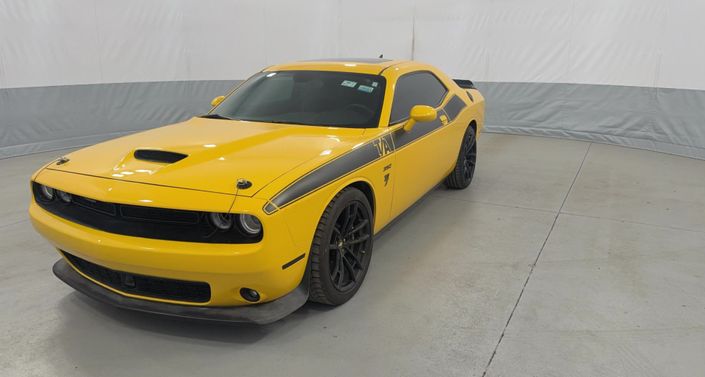 Thumbnail: 2017 Dodge Challenger - 1