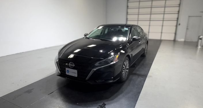 Thumbnail: 2025 Nissan Altima - 1