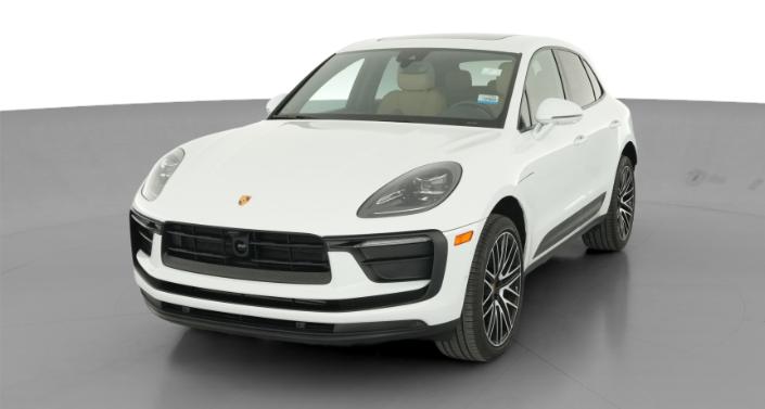 Thumbnail: 2024 Porsche Macan - 1