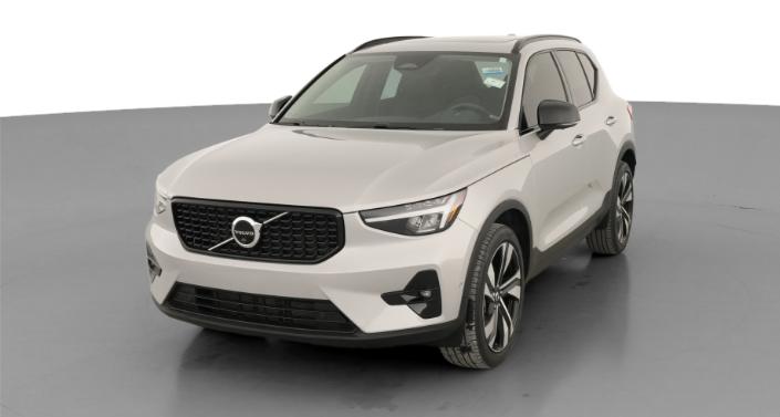 Thumbnail: 2023 Volvo XC40 - 1