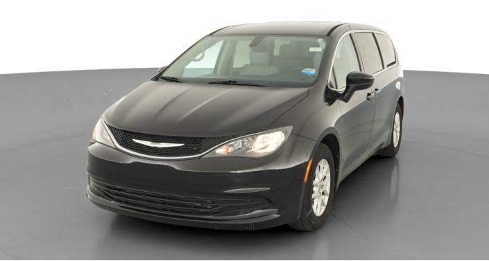 Thumbnail: 2017 Chrysler Pacifica - 1