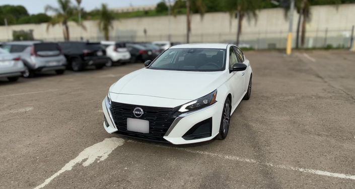 Thumbnail: 2025 Nissan Altima - 1